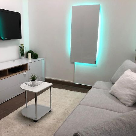 Modern Center Studio Under The Castle II Free Parking Apartment Ljubljana Exterior foto